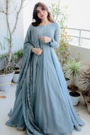 Plain deals baby gowns