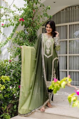 Georgette Padding Kurta Pant Dupatta Set in Pista Green Star