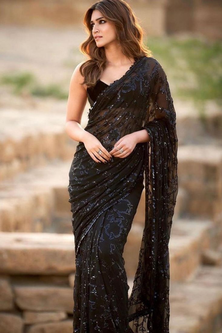 Bollywood Actress Kriti Sanon Style Black Sequence Work Saree