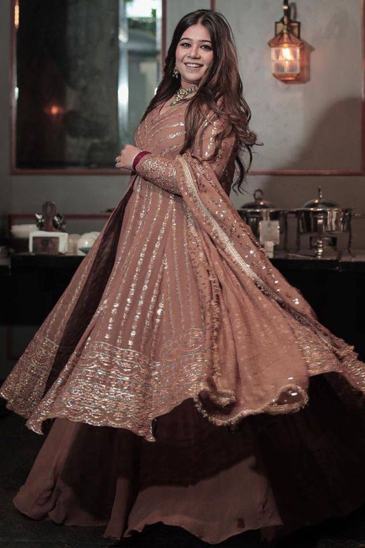 Peach silver crinkled skirt gold booti choli lehenga set by trueBrowns |  The Secret Label