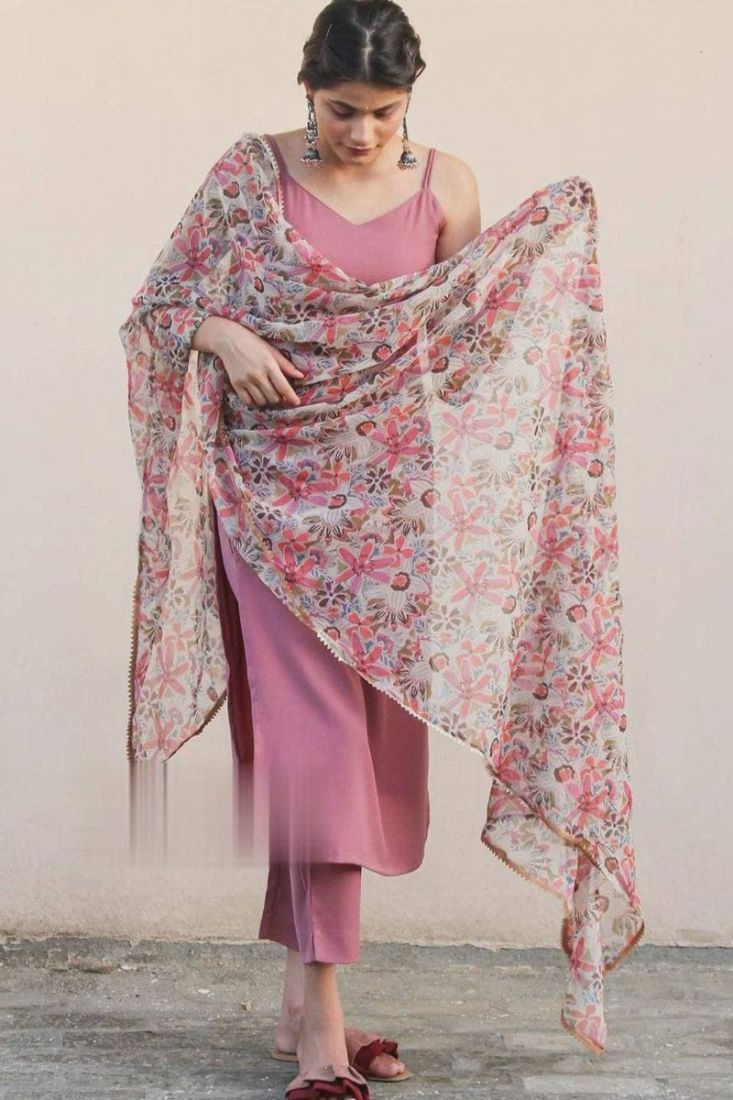 Pink plain suit discount with heavy dupatta