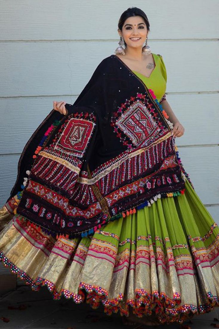 Embroidery Traditional Navratri Wear Lehenga Choli With Beautiful Work