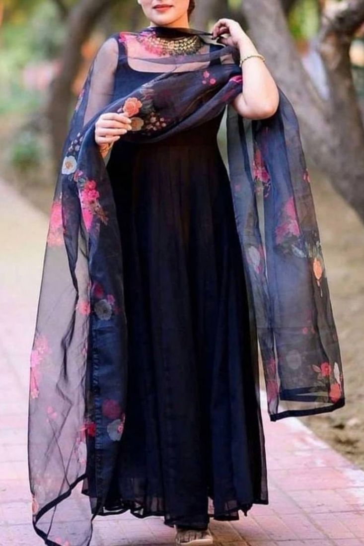 Plain dress with printed dupatta shop