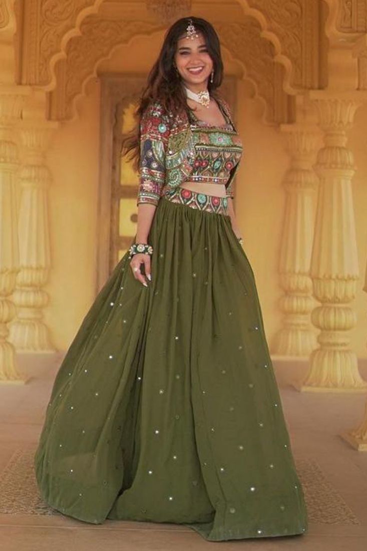 party wear lehenga choli, Feature : Attractive Designs, Comfortable, Sleeve  Type : Short Sleeves at Rs 5,000 / Piece in Vadodara