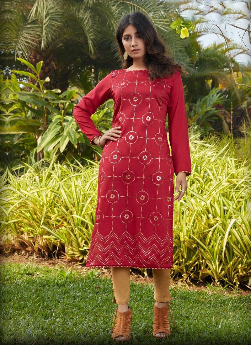 Red kurti hotsell for girls