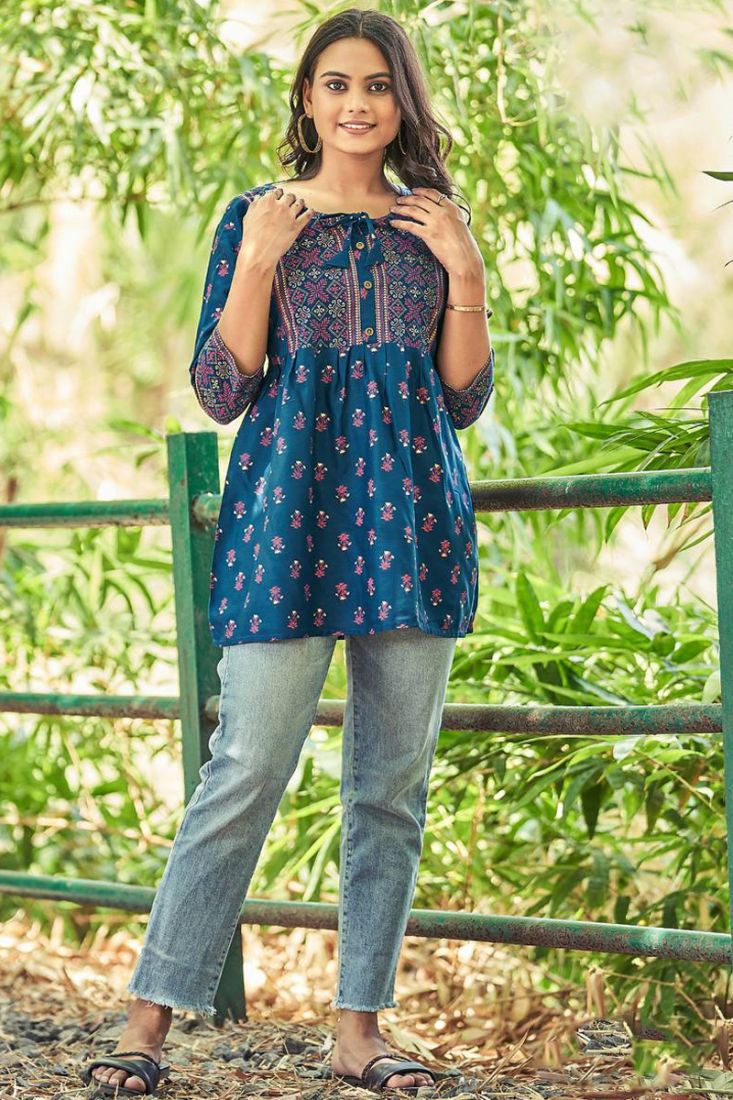 Stitched Rayon Printed Short kurti, 50000 Pieces Per Month at Rs 300 in  Jaipur